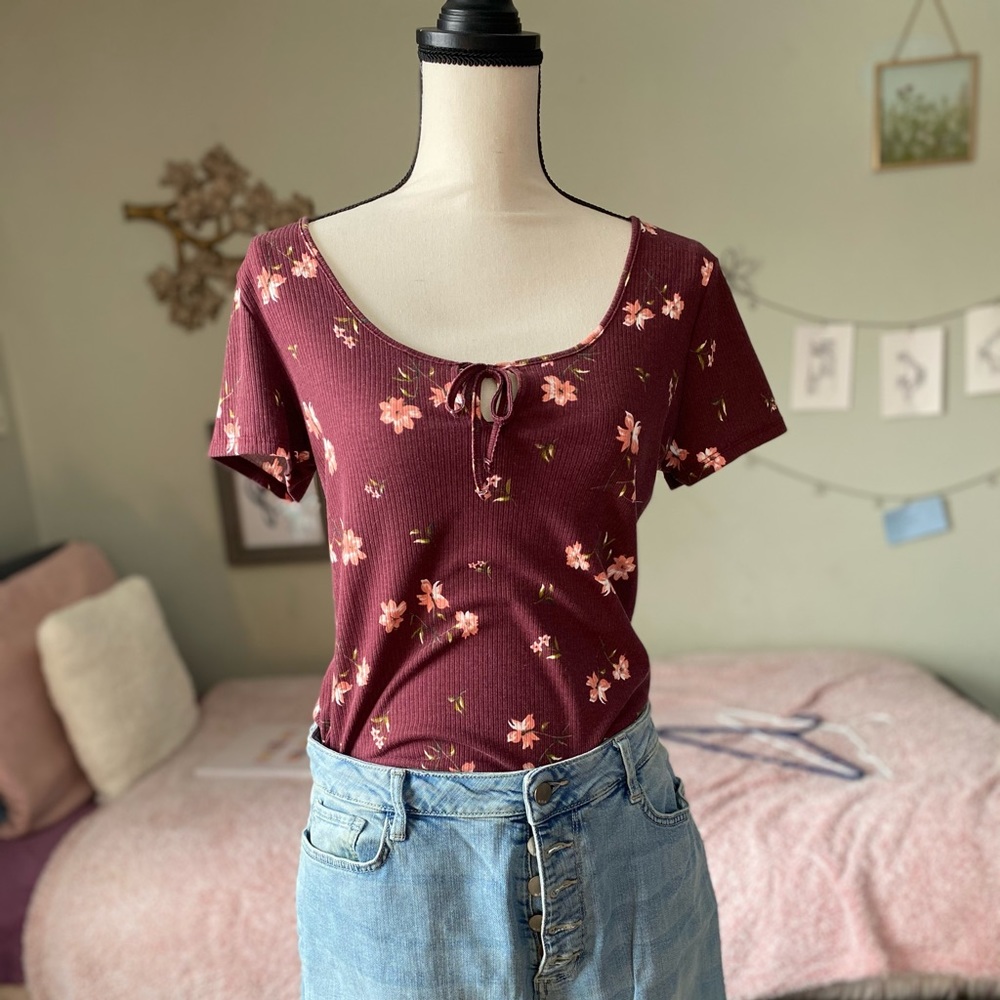 Maroon Floral Body Suit🌹